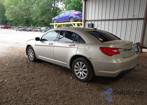 2013 Chrysler 200 Touring из США, поврежденный, VIN 1C3CCBBB4DN764994